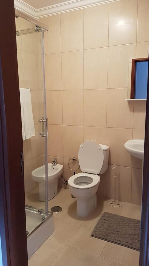 Sobreiro Apartamentos Rio Caldo Ngoại thất bức ảnh